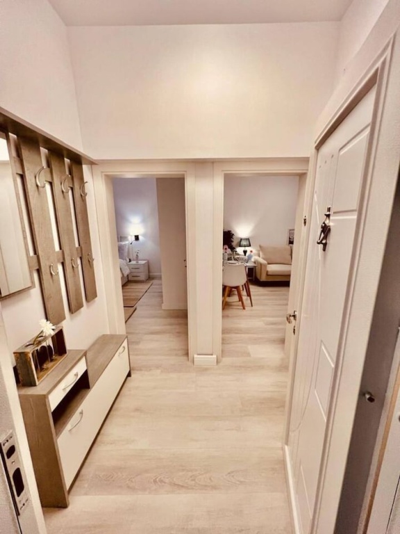 Leo s City View Apartment Cozy 1BR
