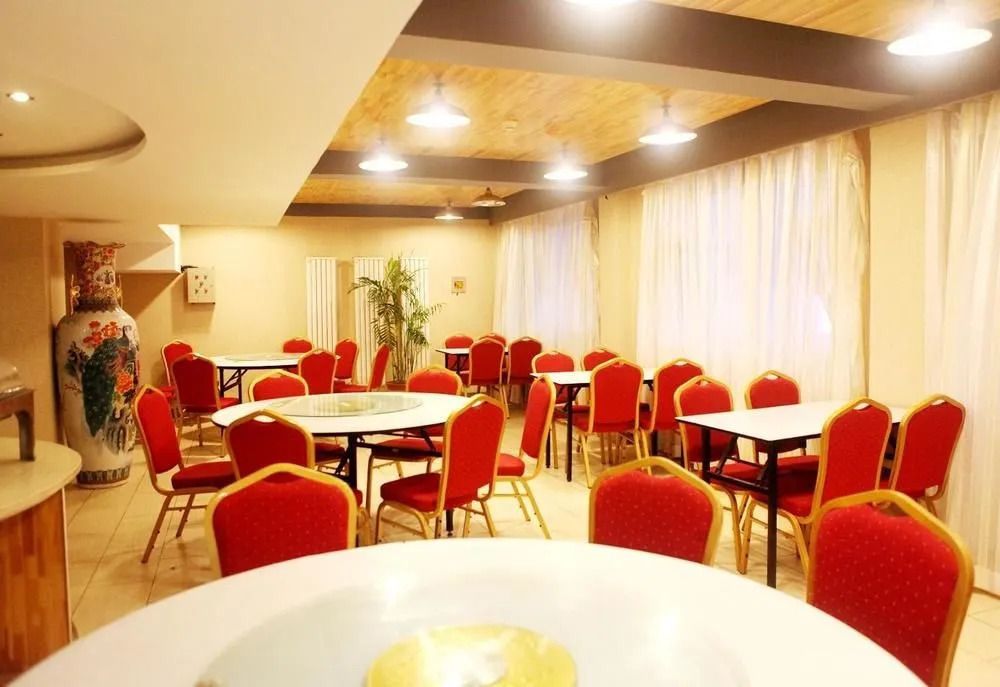 Easy Home Hotel