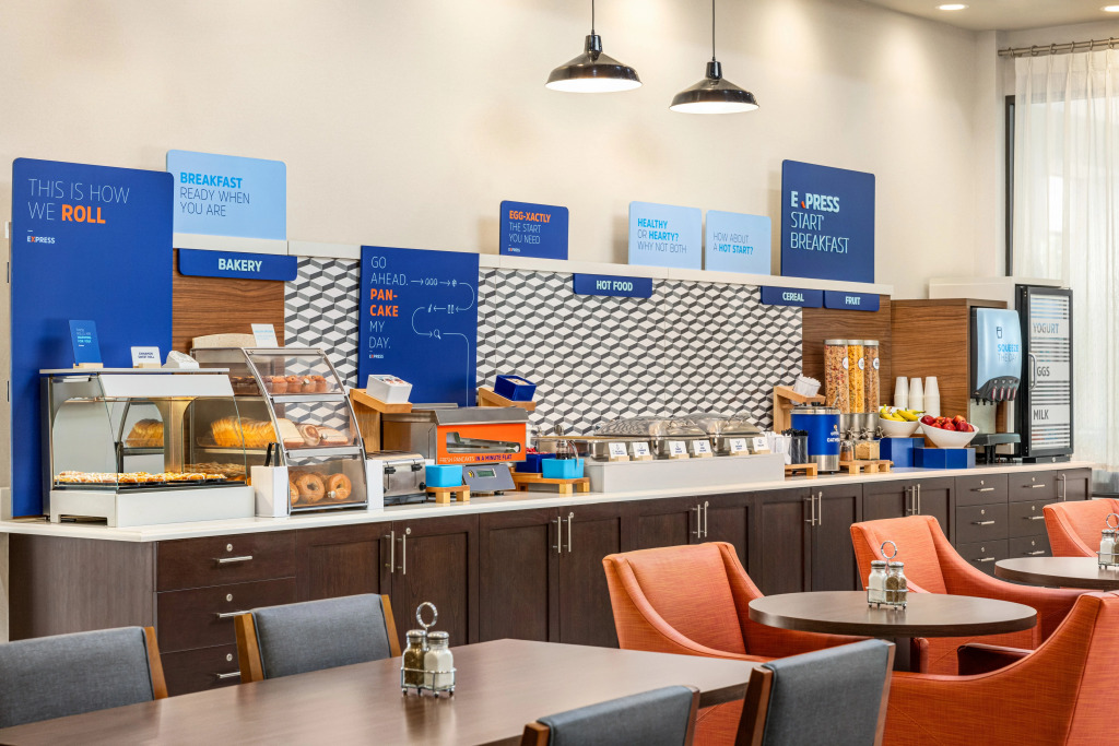 Holiday Inn Express Hotel & Suites Indianapolis W - Airport Area by IHG
