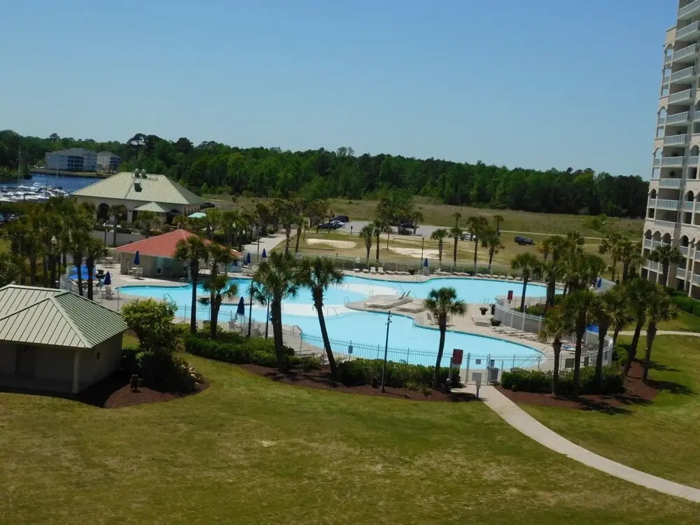Yacht Club S #1-202 2 Bedroom Condo by Redawning