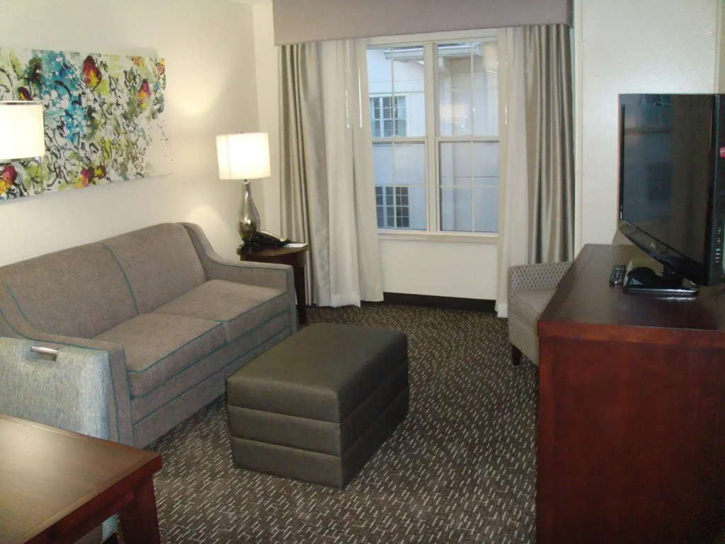 Homewood Suites by Hilton Newark-Cranford