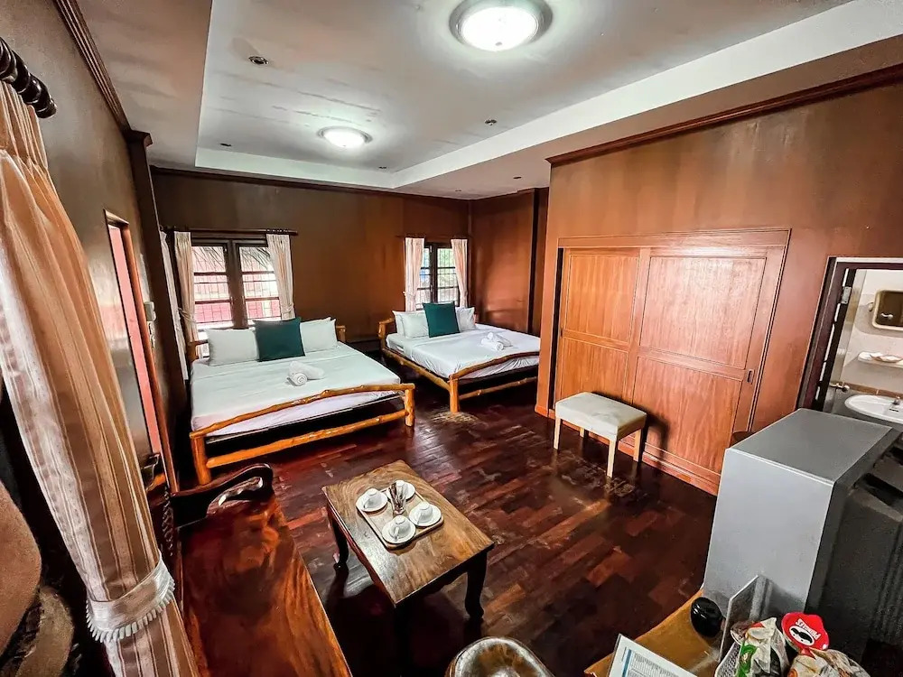 Leamsai Beach Resort