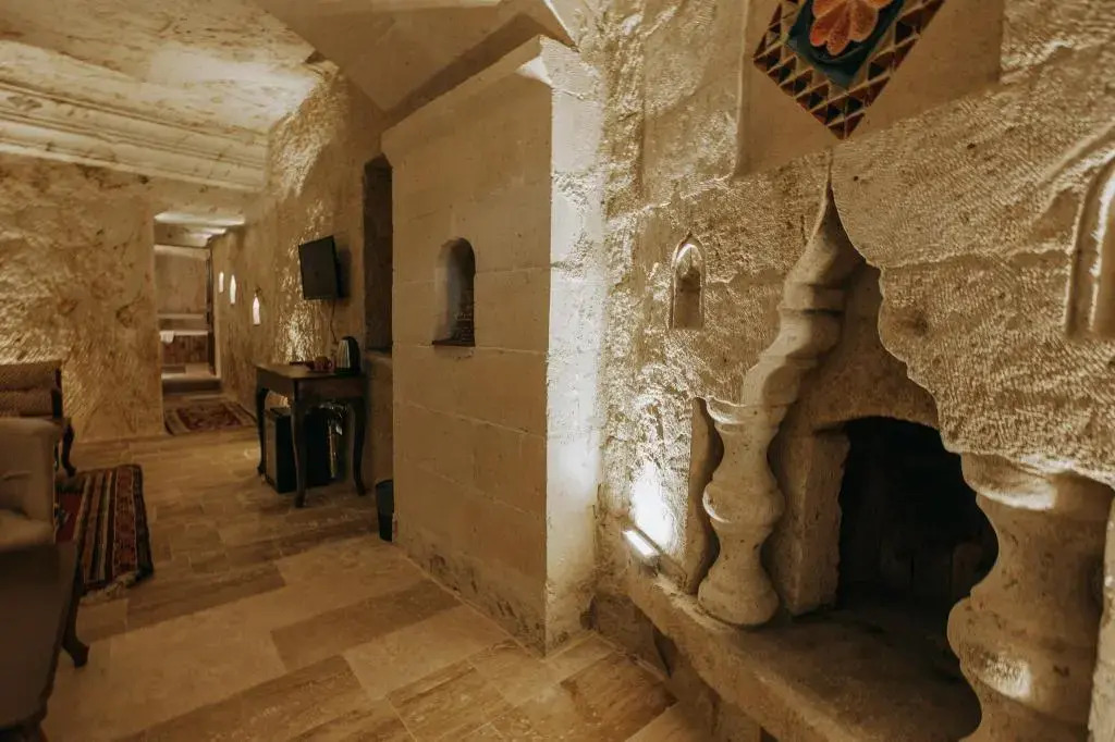 Lagania In Cave