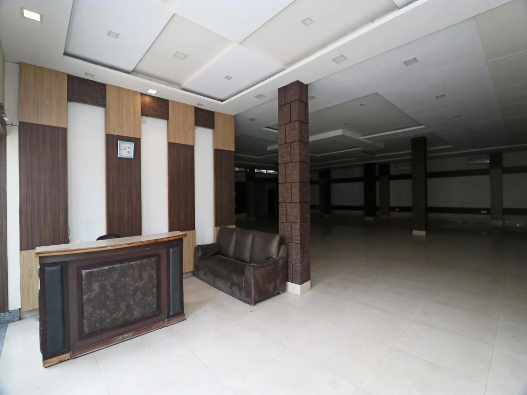 Hotel Hkj Sanskriti By OYO Rooms