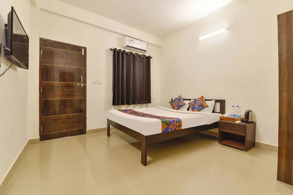 Sulit Comforts By OYO Rooms