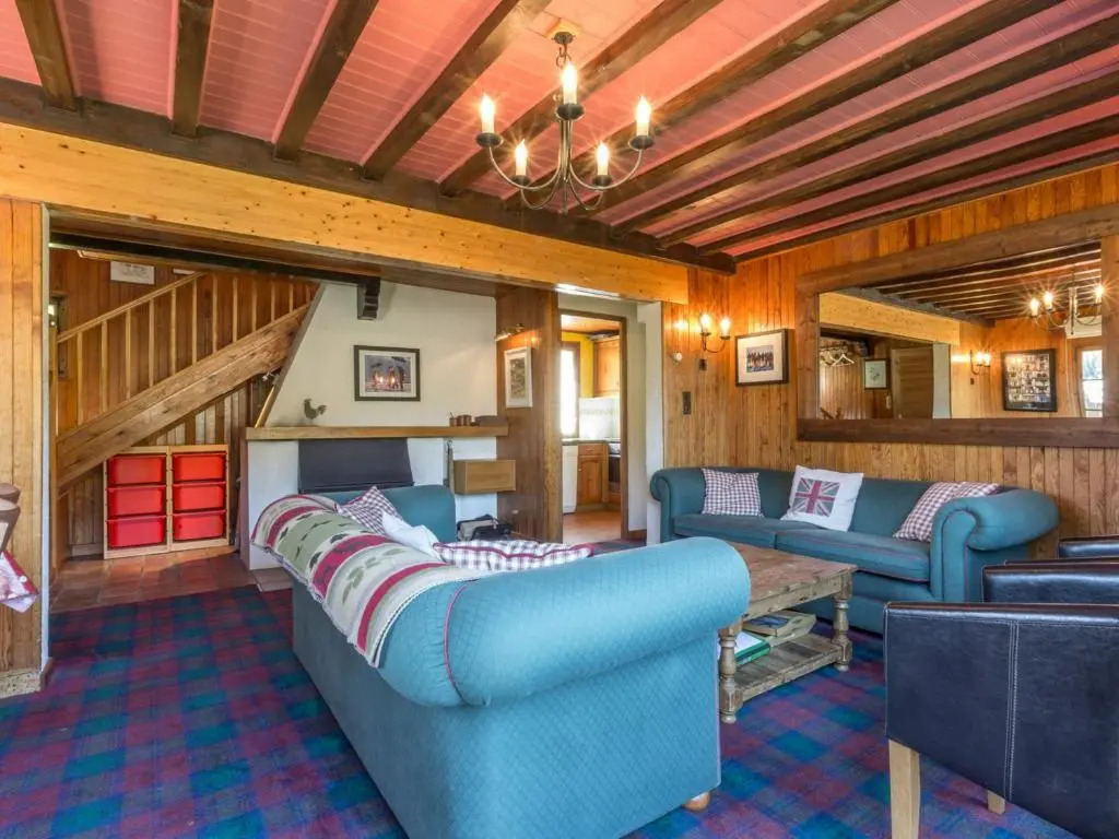 Chalet proche pistes, cheminée, animaux acceptés, garage, WIFI - FR-1-304-108