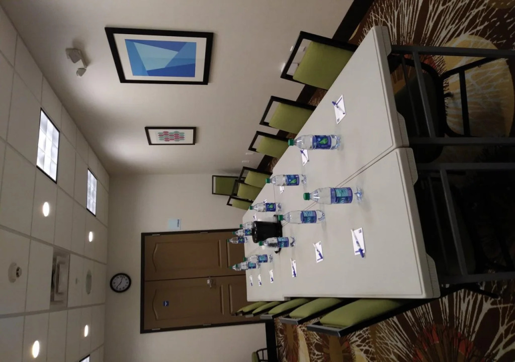 Holiday Inn Express & Suites Jamestown by IHG