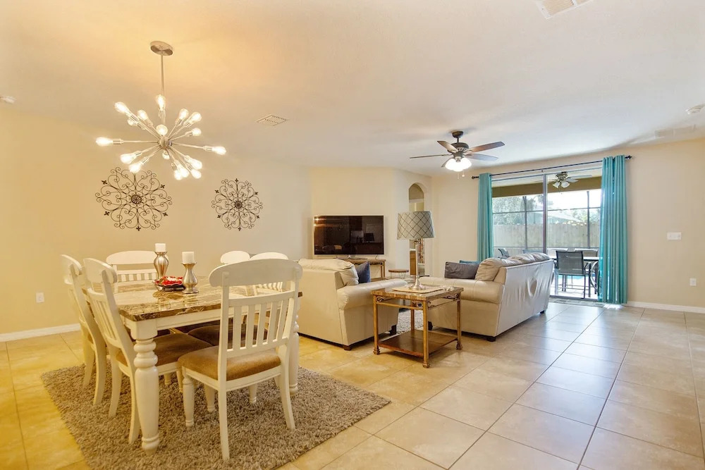 Nice 5 Bd Pool Spa Gm Hm Cypress Pointe-1026cpb
