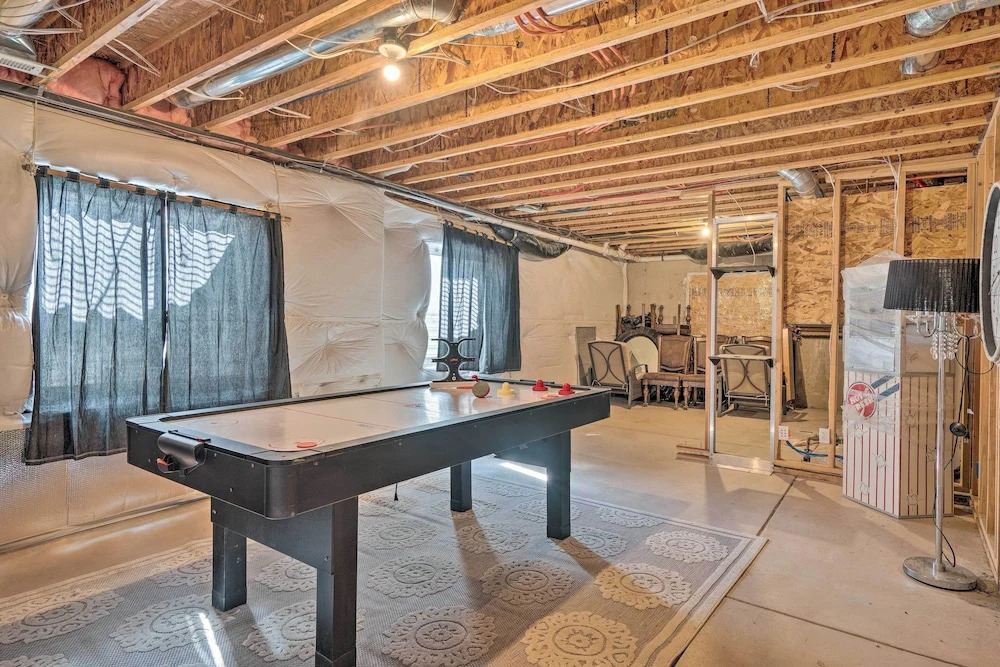 10 Mi to Dtwn: Colorado Springs Townhome