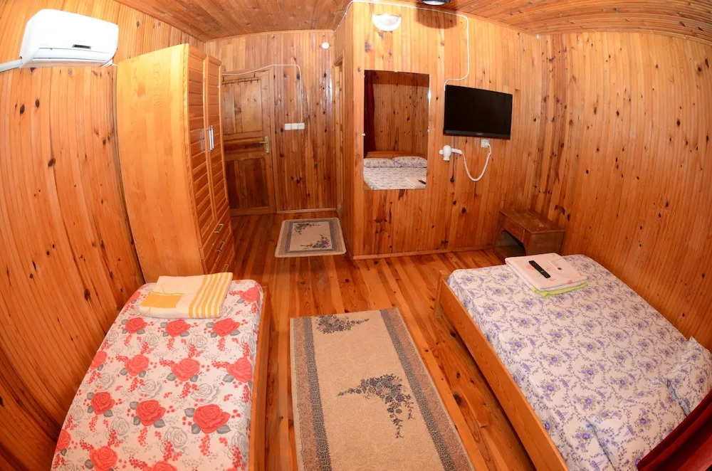 Olympos Camlık Pension