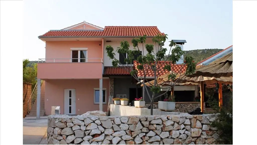 Apartments Maris