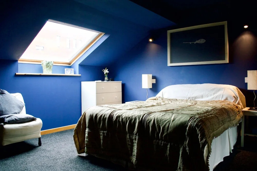 1 Bedroom Apartment With Balcony
