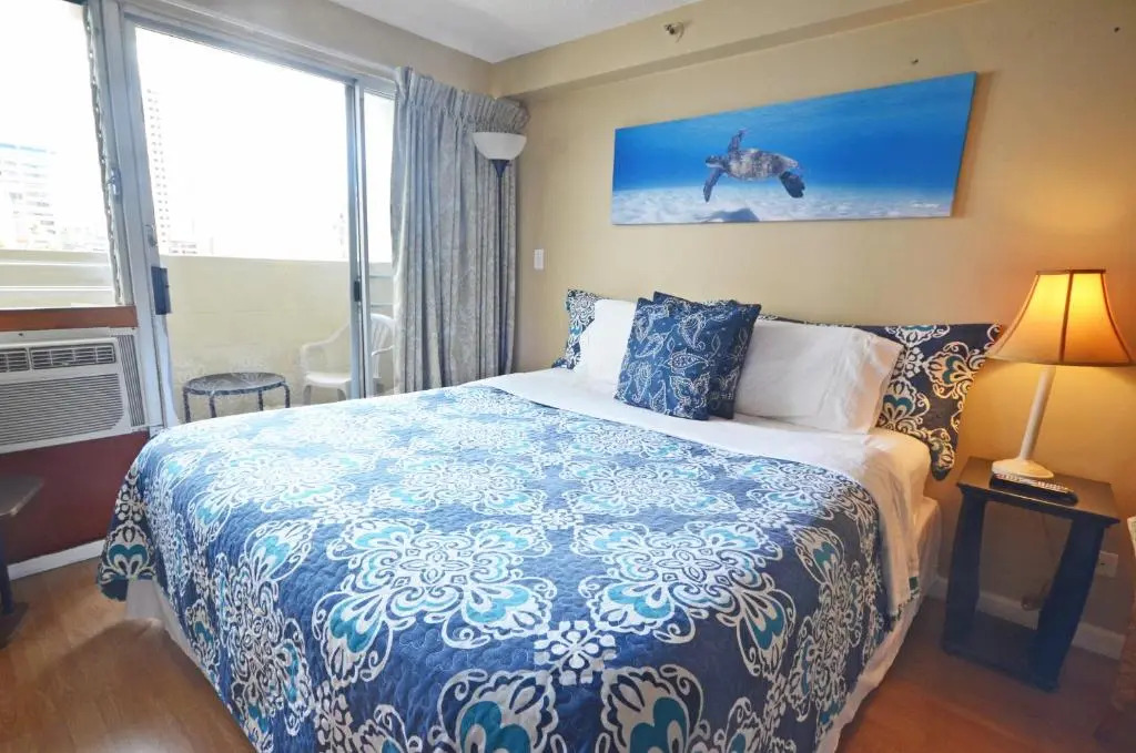 Kuhio Village 510 KING Bed with Renovated Kitchenette