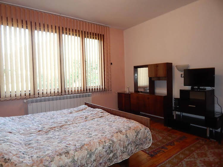 Natali Apartment