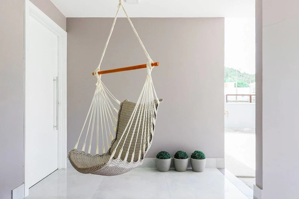 Casa Moderna em Condomínio de Canasvierias