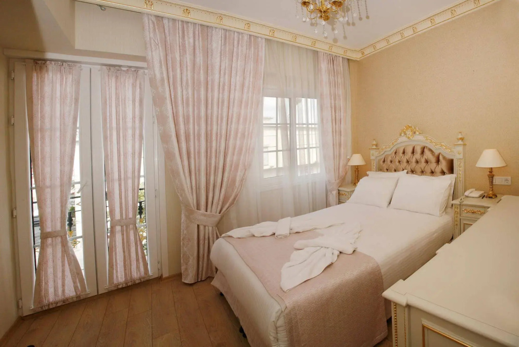 Karakoy Port Hotel