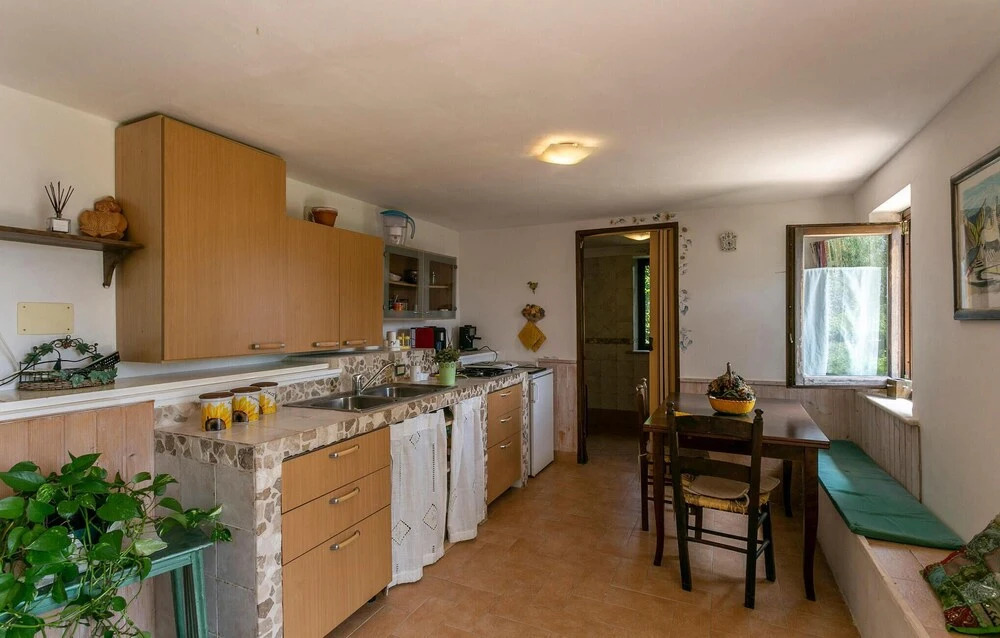 Nice Home in Bassano Romano With 4 Bedrooms, Outdoor Swimming Pool and Swimming Pool