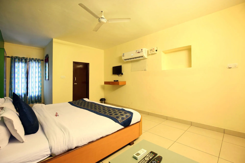 Hotel O Rajmahal
