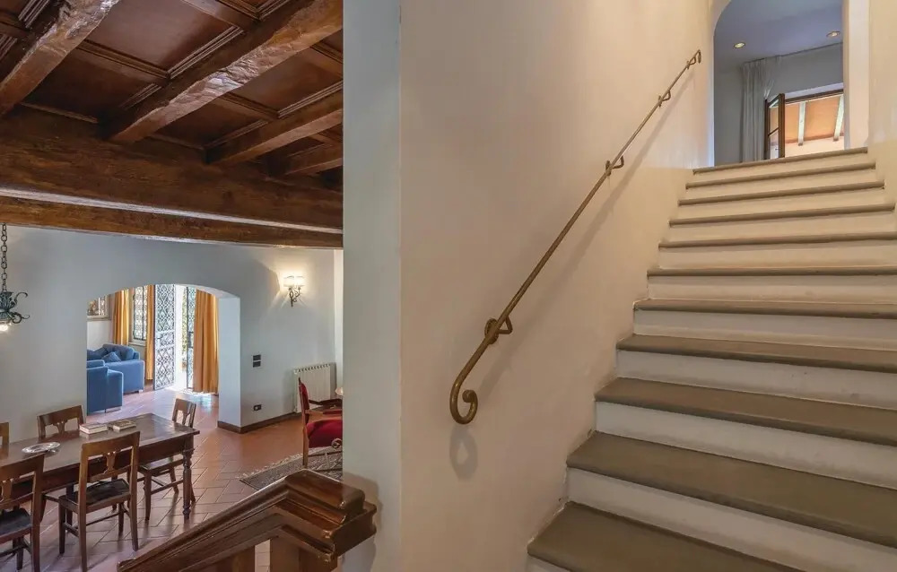 Villa Lama