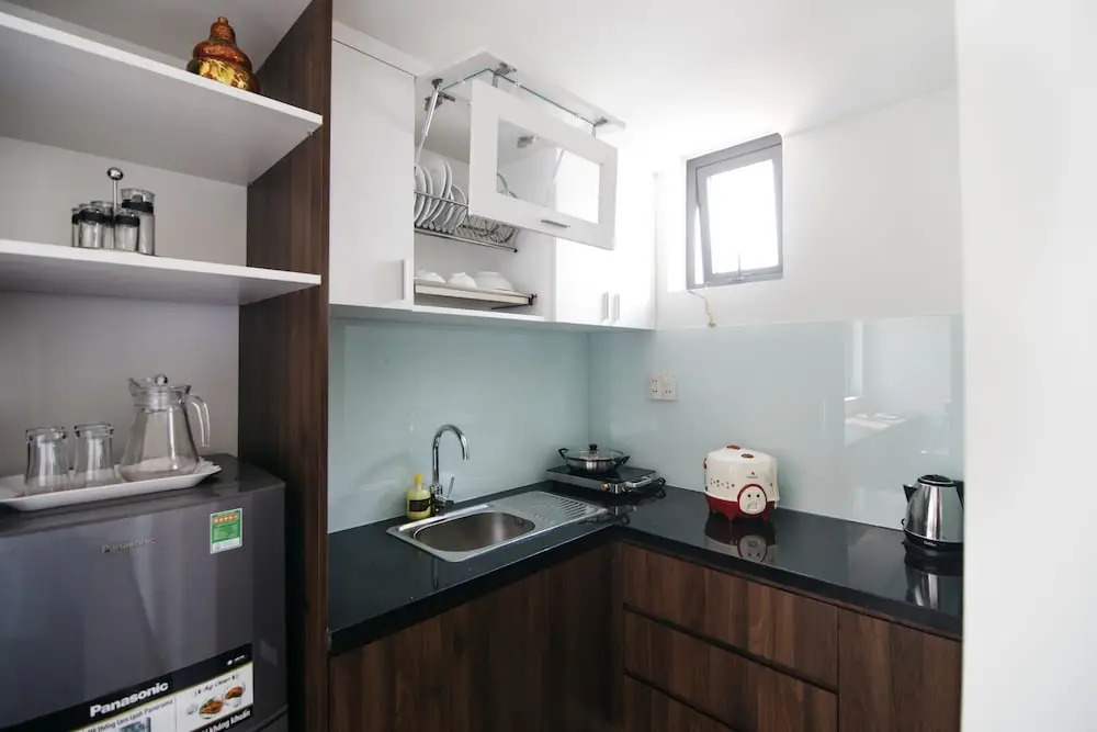 Royal Lion Hotel and Apartment