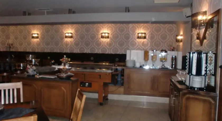 Hotel Mythos "rooms with kitchenette- apartments with kitchen"