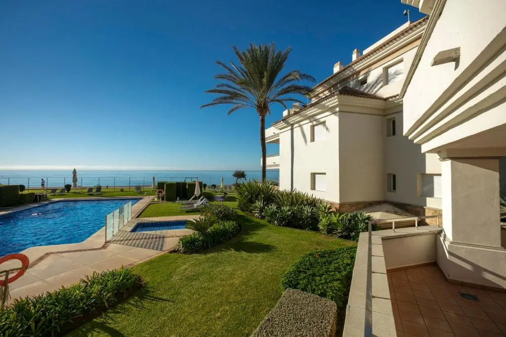 Apt 311 Heaven Beach Apartments, Guadalmansa Playa