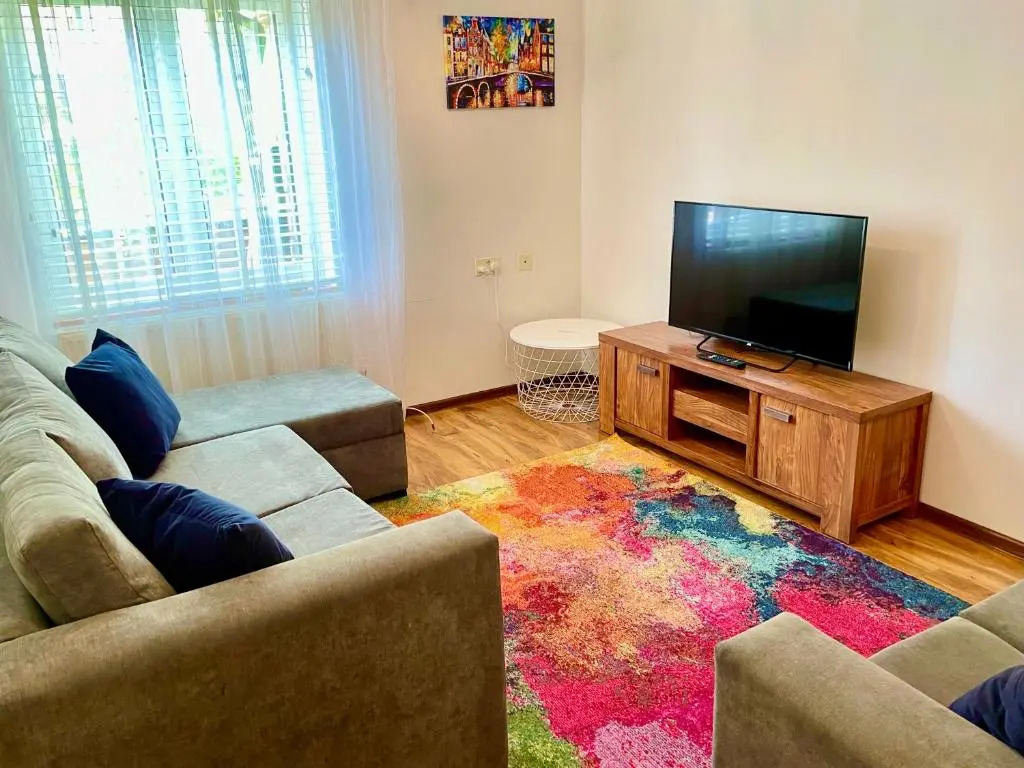 Swafield House - Parking - Modern 2 Bed - Marvello Properties