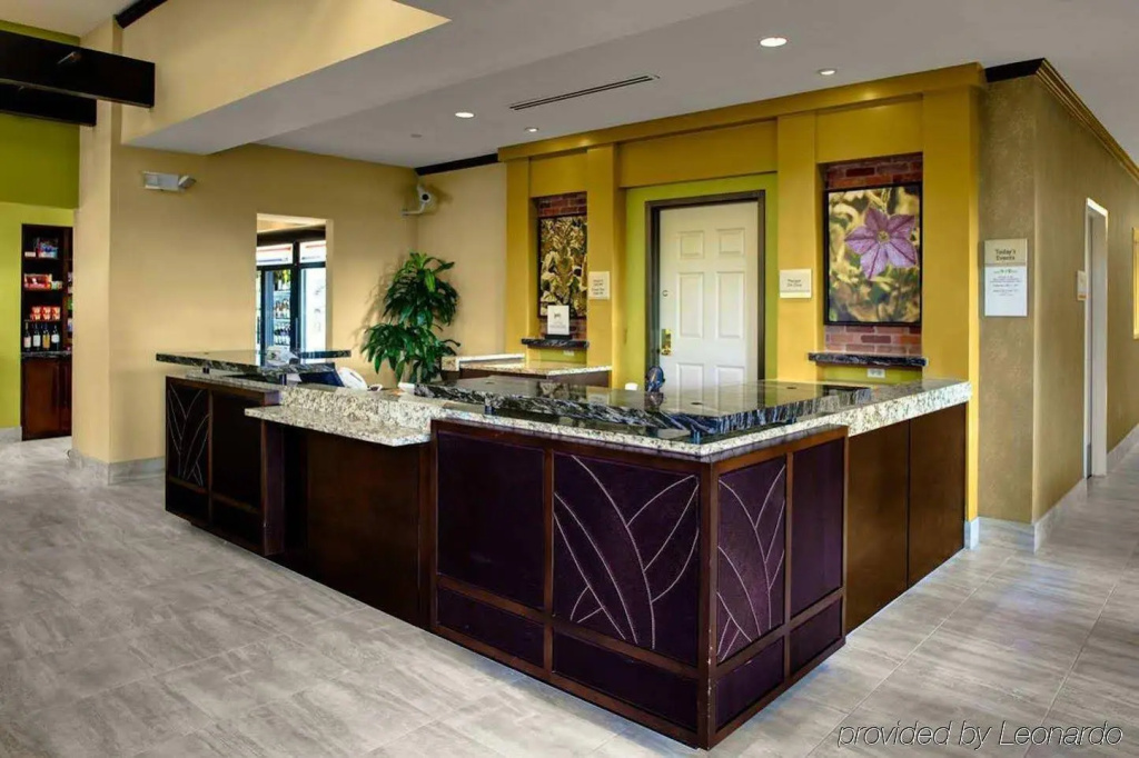 Hilton Garden Inn Hartford North-Bradley International Airport