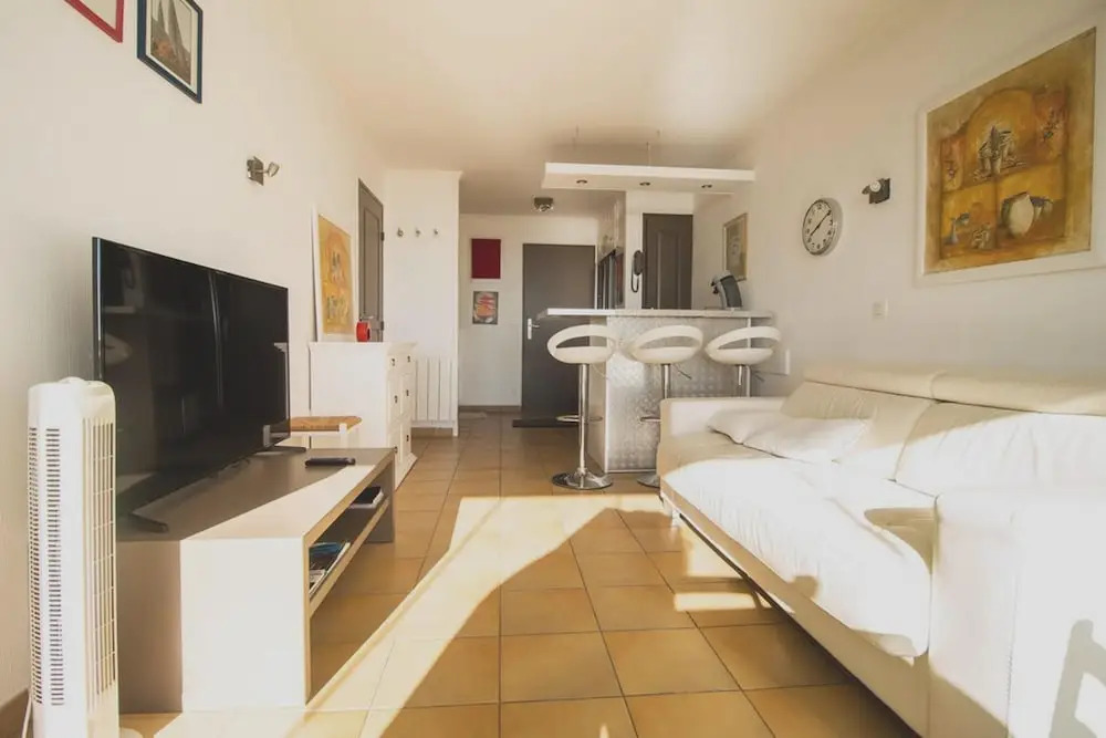 Apartment With one Bedroom in Grimaud, With Wonderful sea View and Shared Pool - 1 km From the Beach