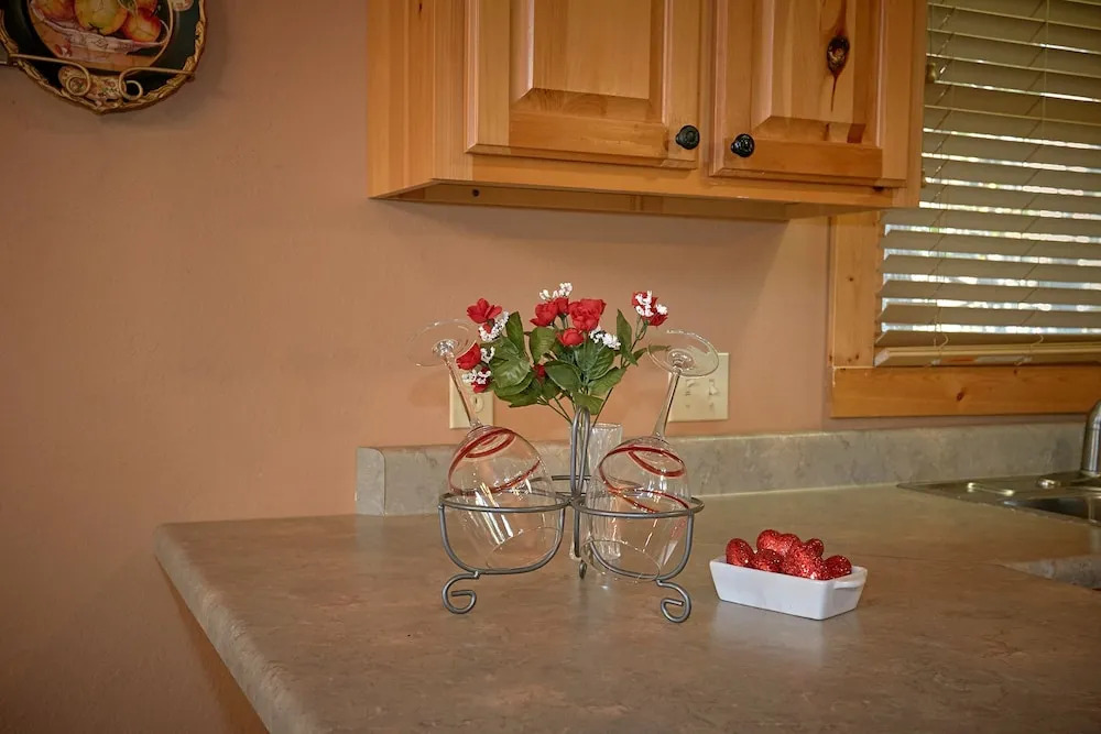 Rustic Elegance 422 - Two Bedroom Cabin