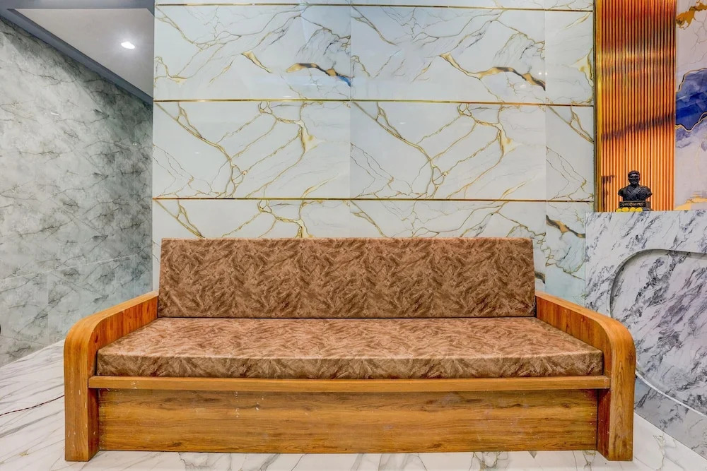 Super Deluxe Twin Roomhotel Shiv Sai
