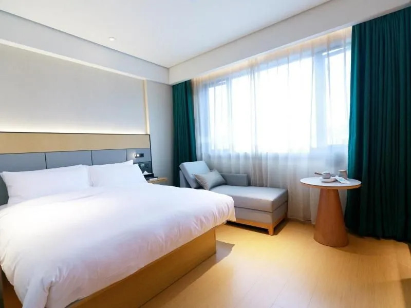 JI Hotel (Shanghai Jinqiao Yunshan Subway Station)
