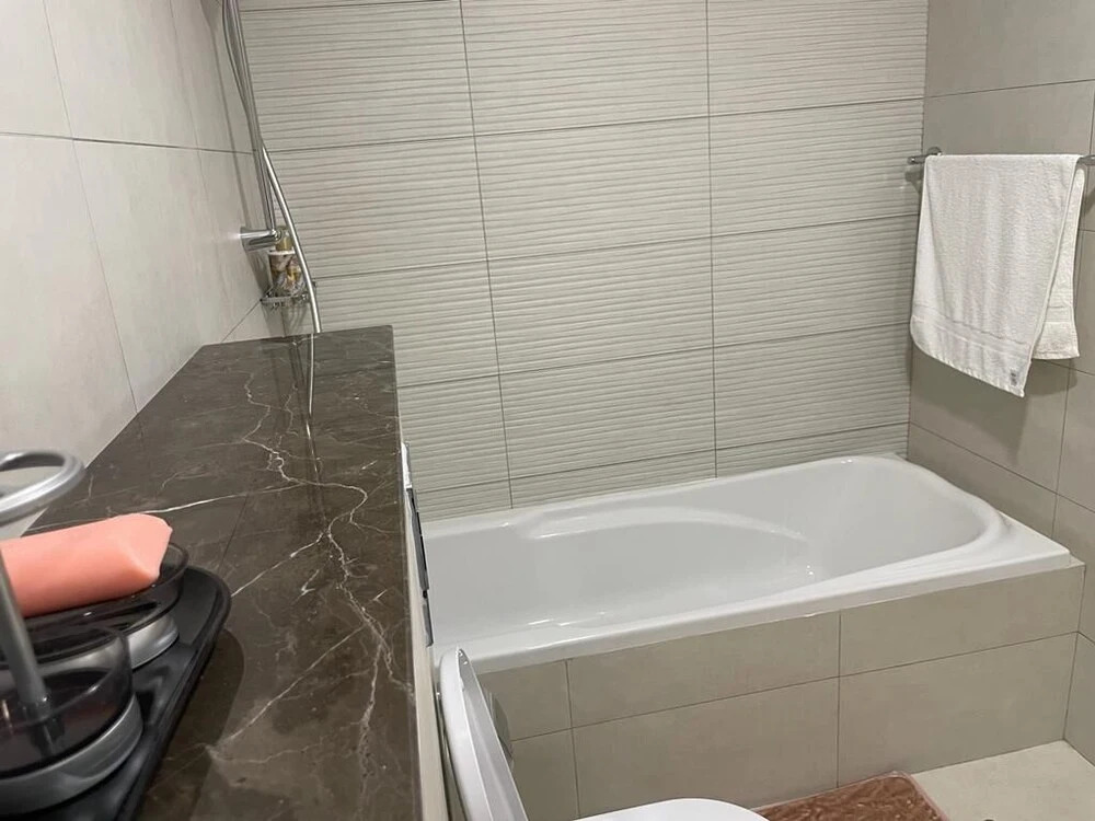 401 Luxury 2Bhk Apartment With Maid Room