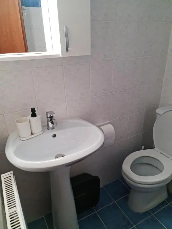 APARTMENTS 4 YOU