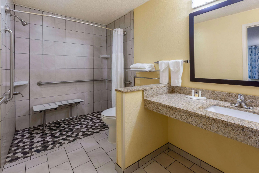 Days Inn by Wyndham Charles Town