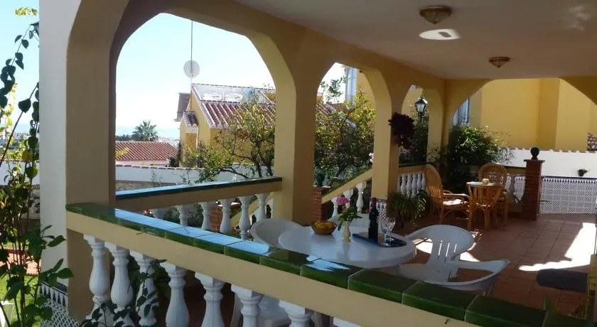 Villas Nerjazul - Villa Lola