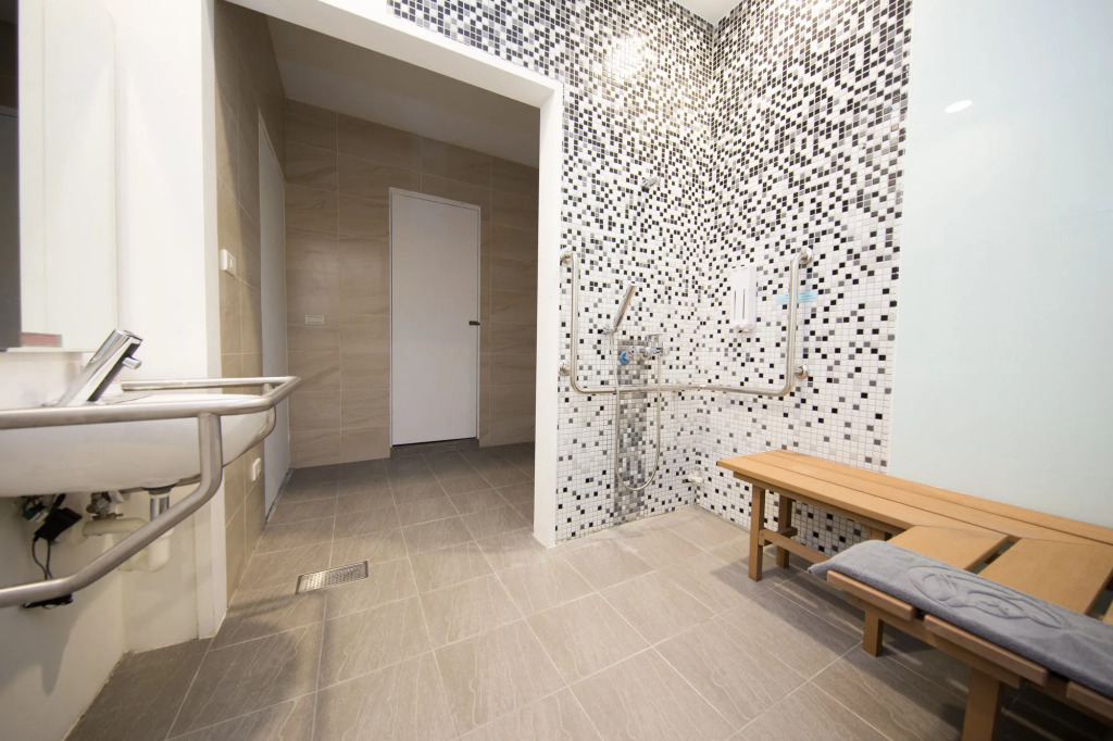 SleepBox Hostel