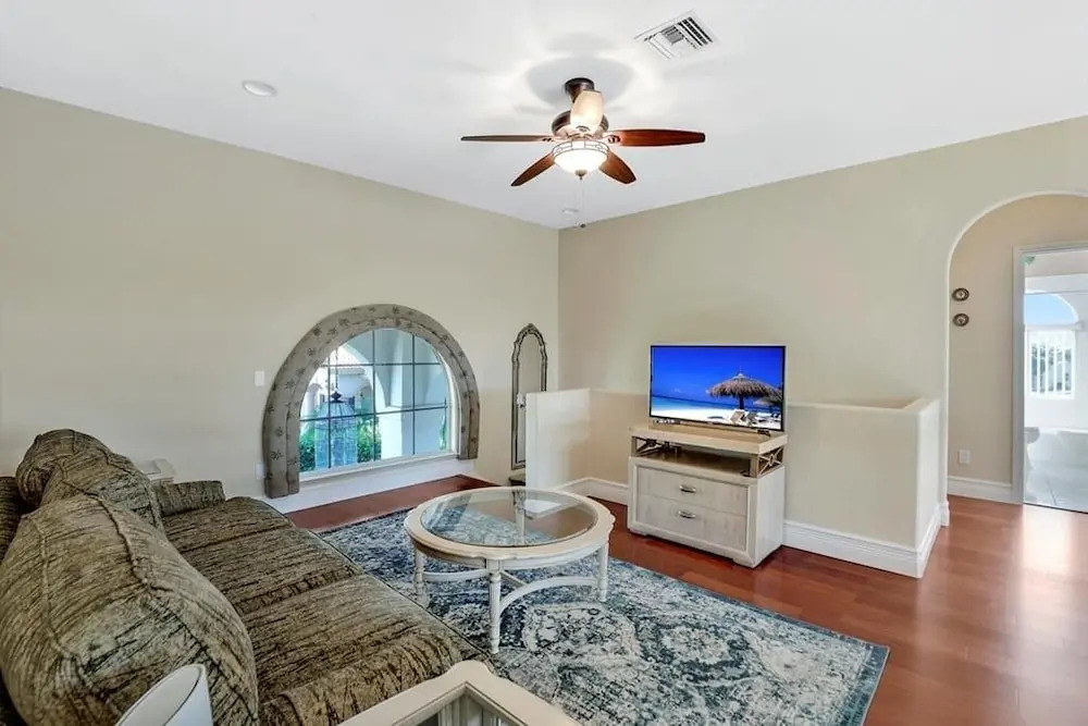 Juniper Ct. 939 Marco Island Vacation Rental 4 Bedroom Home