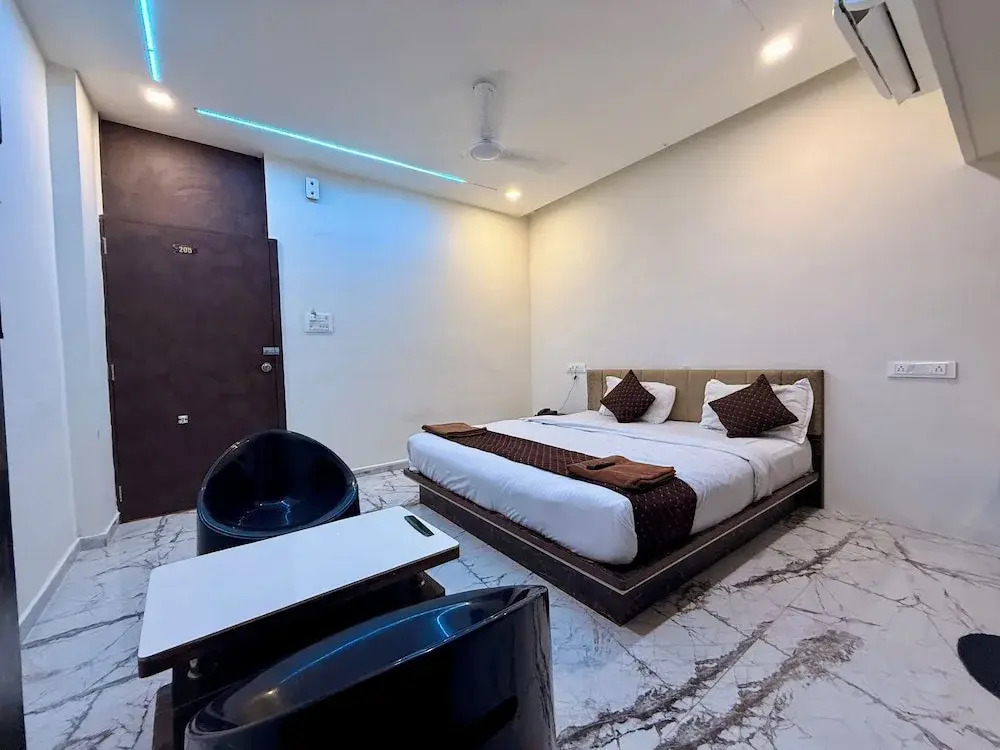 Hotel White Palace