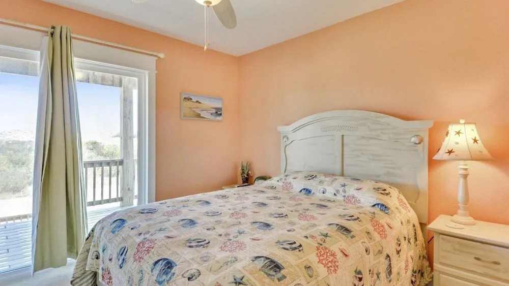 South of Disorder - 3 Br Home