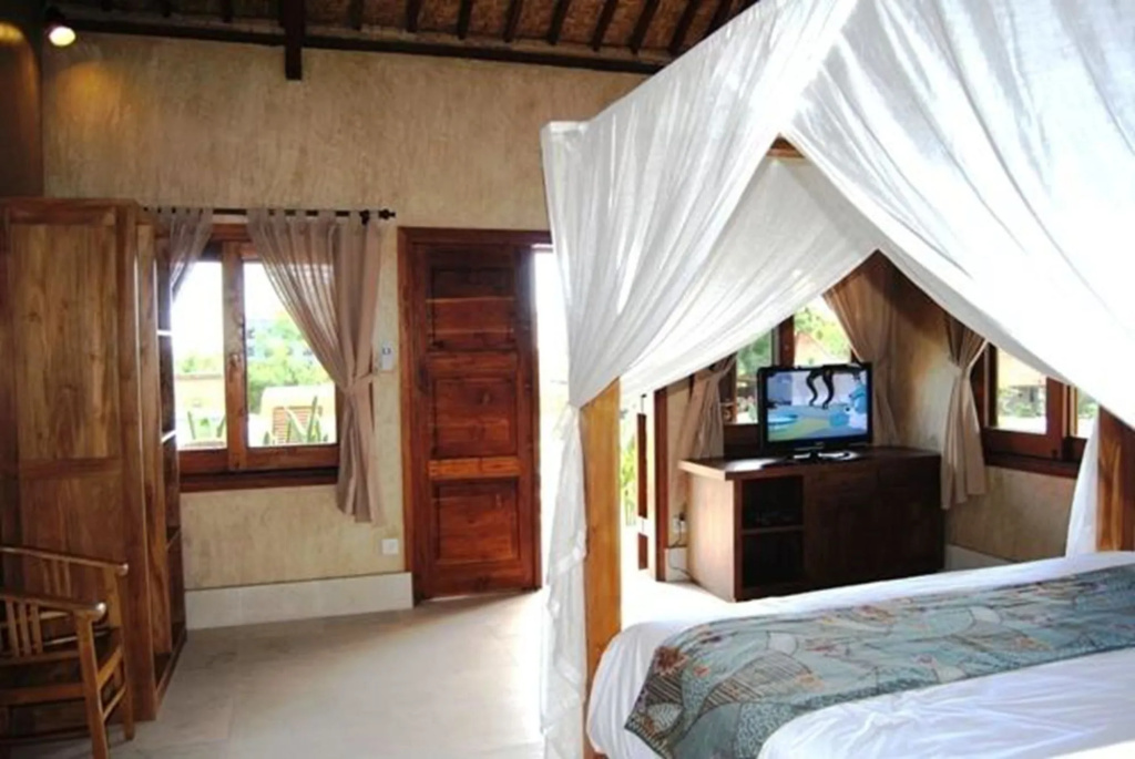 Three Monkeys Villas