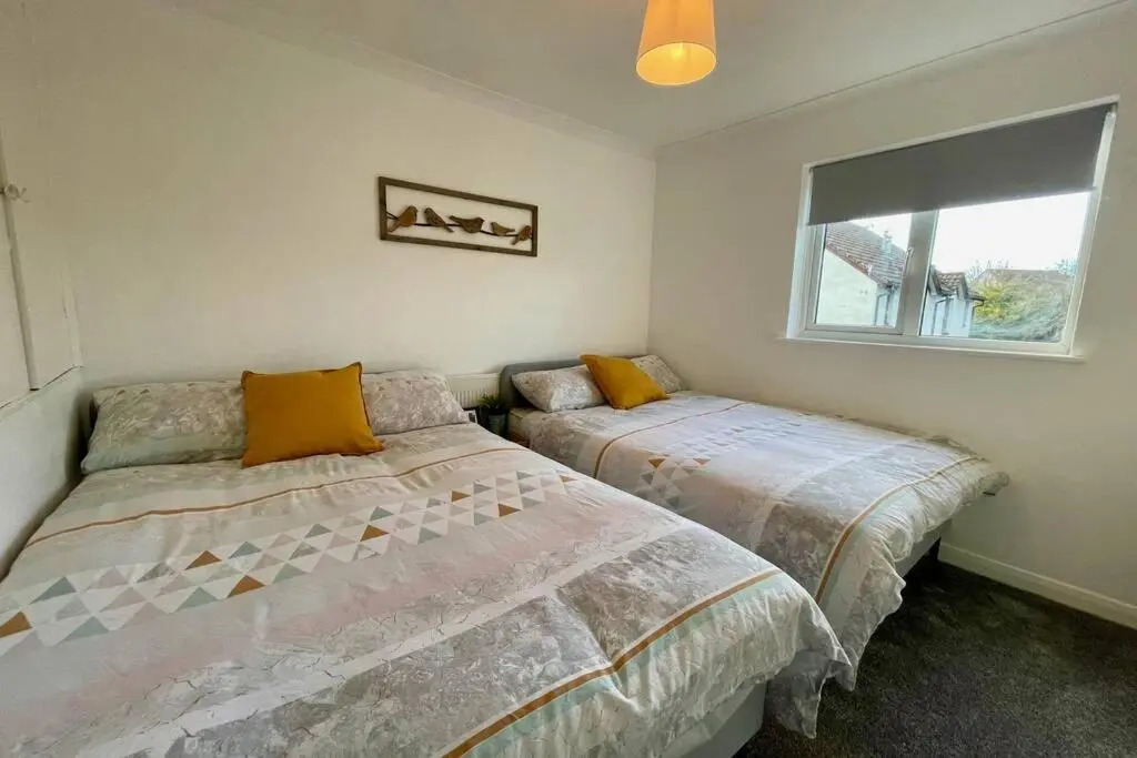 House Near Llandaff for up to 6 With Parking