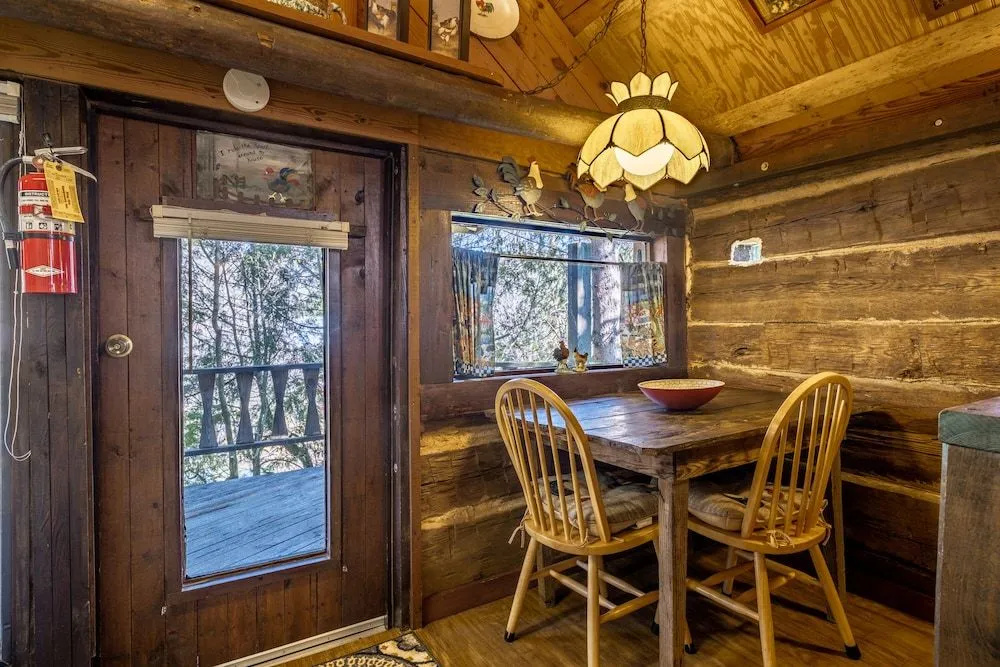 Cobb Creek Cabins