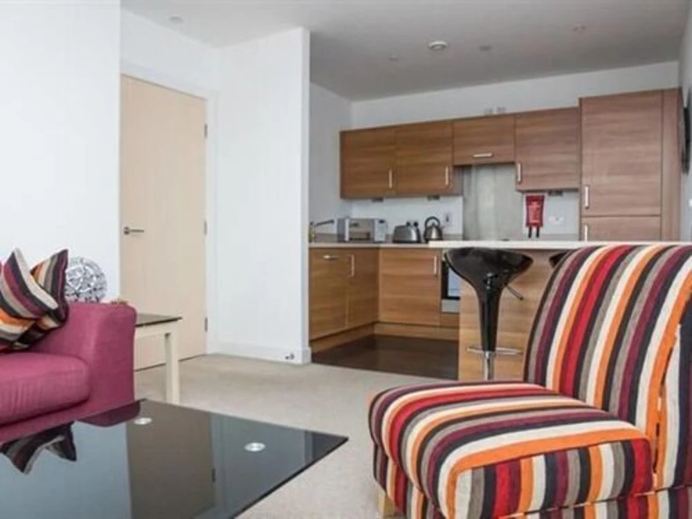 Suite 16 Glasgow