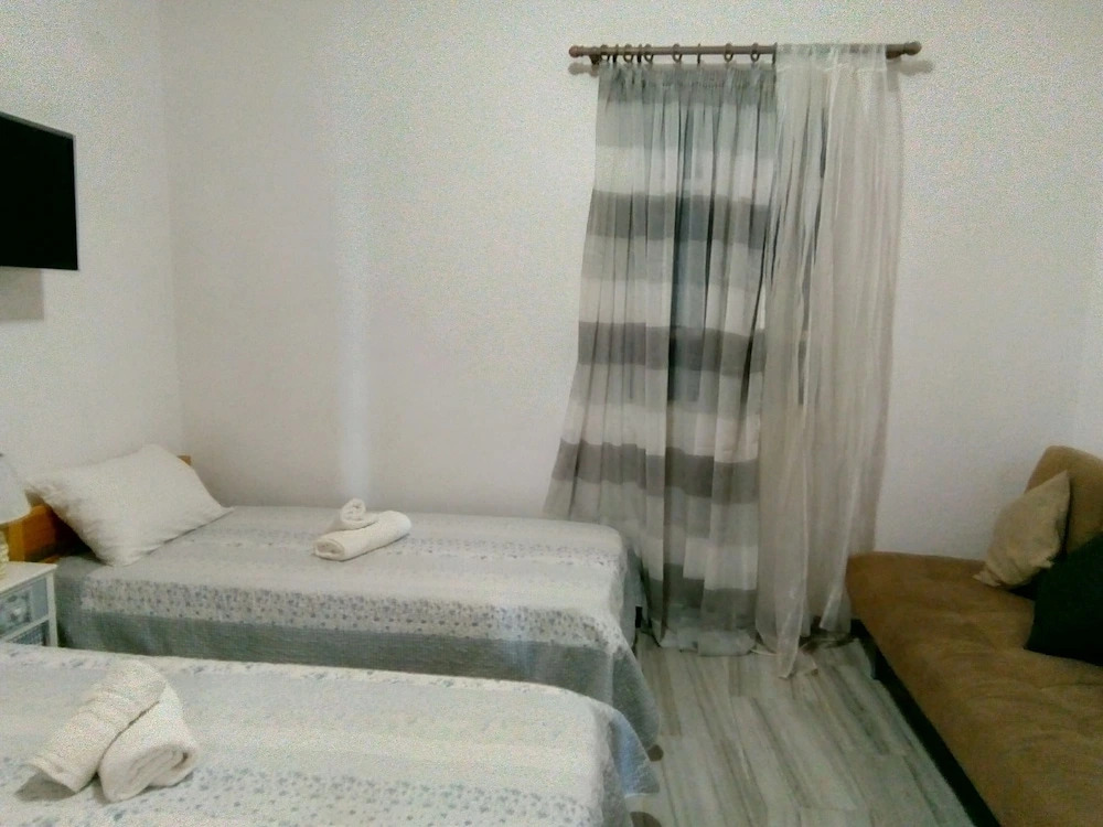 Cycladic Studio - 4People DT Ornos