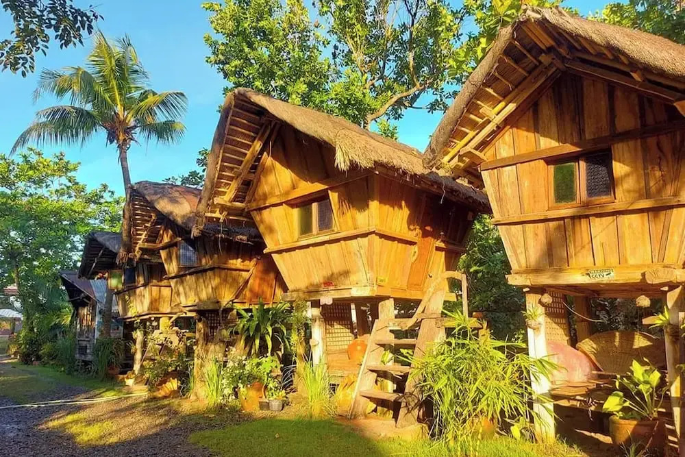Surfers Villa La Union