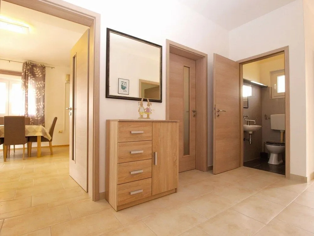 Apartment 1573