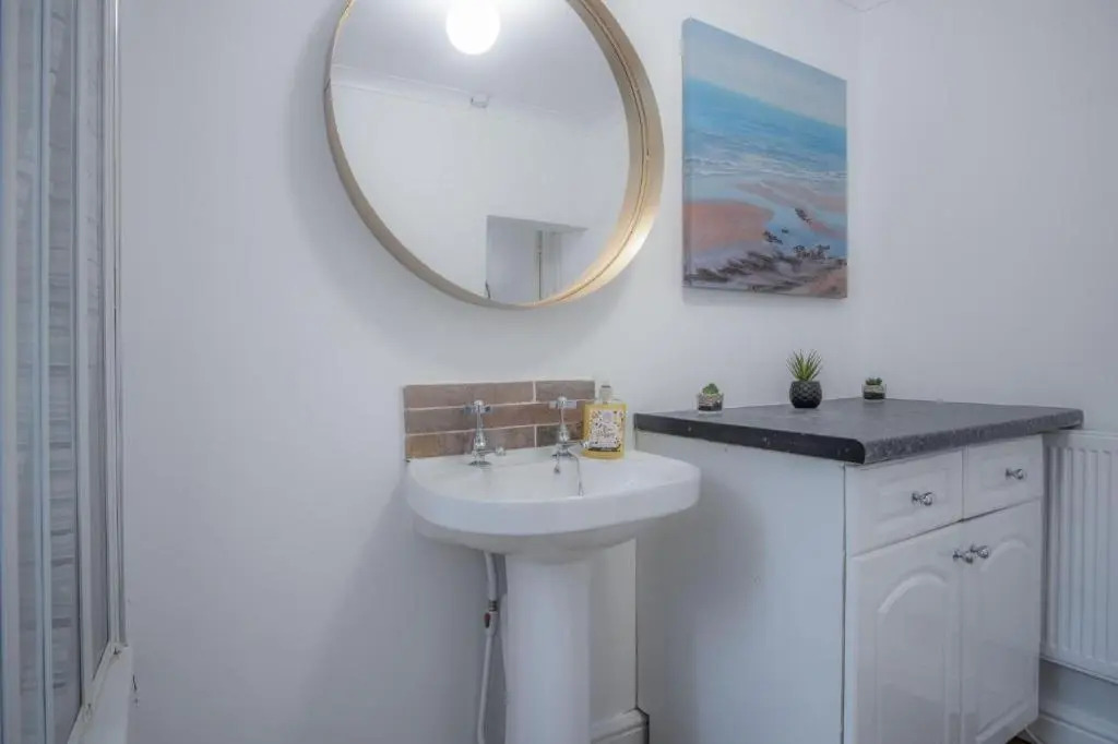 Langland Road - 1 Bedroom Apartment - Mumbles