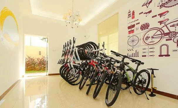 Riding on the Trail Youth Hostel Haikou