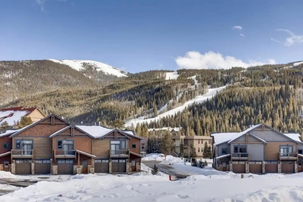 Spacious 4 Bedroom Townhome in River Run Village Within Walking Distance to Gondola and Restaurants